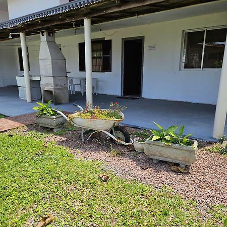 Acomodacao Ruth Guaratuba Exteriér fotografie